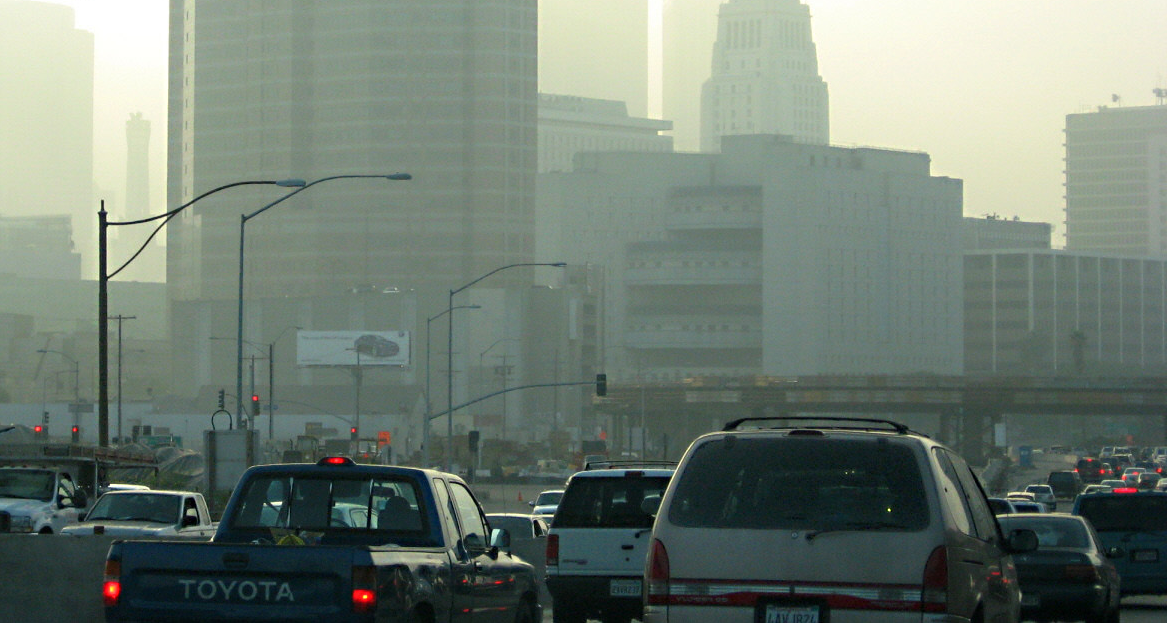 Are vehicle air pollution standards effective efficient and equitable